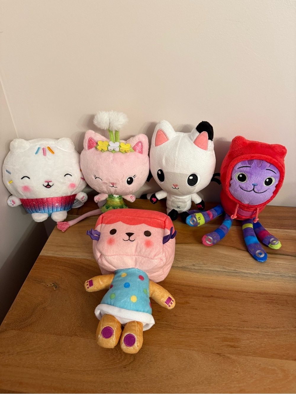 Gabby’s Dollhouse Lot of5 Plush DJ Catnip Pillow Cakey Kitty Fairy Pandy Box Cat